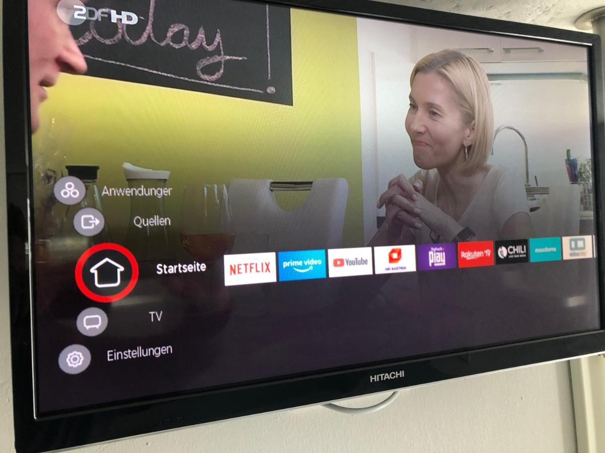 Modernes Zimmer Mit Kuechenzeile Und Bad Denkte 외부 사진